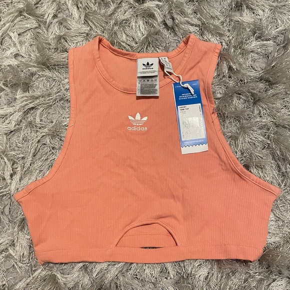 BNWT ADIDAS CROP TOP - Picture 2 of 5